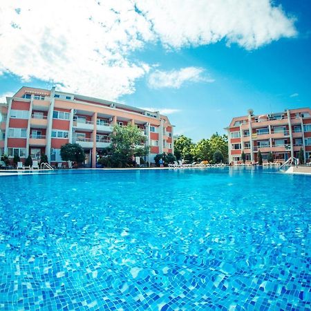 Sunny Fort Apartments Slântsjev Brjag Eksteriør bilde